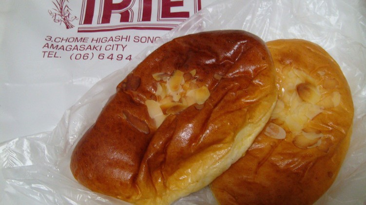 クリームパン